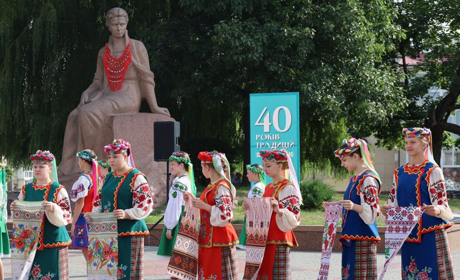 Ювілейні "Лесині джерела" у Звягелі: головні події 24 липня