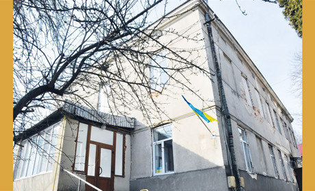 Над приміщенням «Голосу народу» нависли хмари, або І так зле, і так недобре