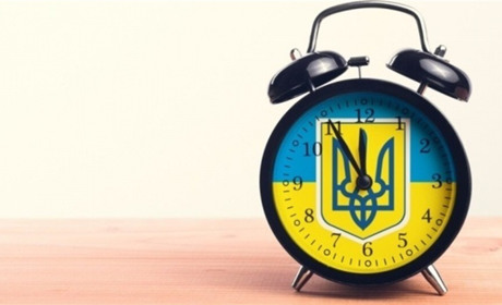 В Україні більше не переводитимуть час на літній