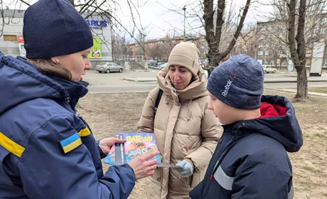 Рятувальники Нікополя продовжують просвітницькі рейди щодо безпеки містян