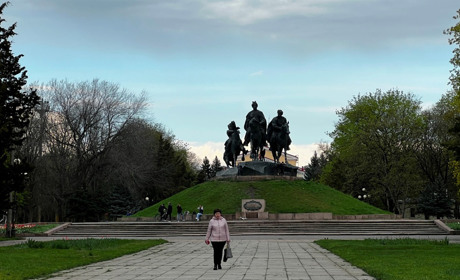 Робота в Жовтих Водах: нові вакансії від центру зайнятості та сайтів пошуку роботи