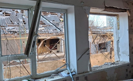 У Херсоні російські окупанти скинули вибухівку з дрона біля блокпосту: є постраждалі