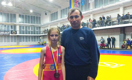 Спортсменка із Великих Цепцевич здобула бронзу на чемпіонаті України з вільної боротьби