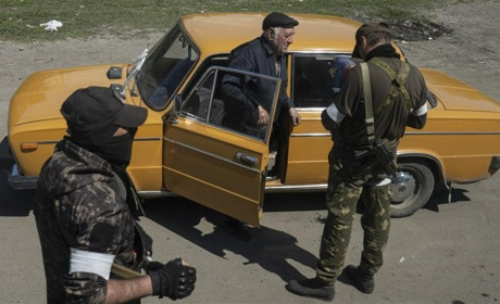 Пропускний режим в 15-кілометровій зоні — це наживка від Сальдо