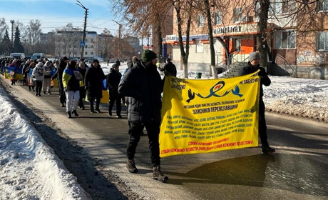 Від площі чекання до Алеї Героїв: у Переяславі вперше відбулася мовчазна хода пошани захисникам ФОТО