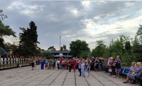 У Бериславському районі у День пам’яті загиблих захисників України відкрили алею