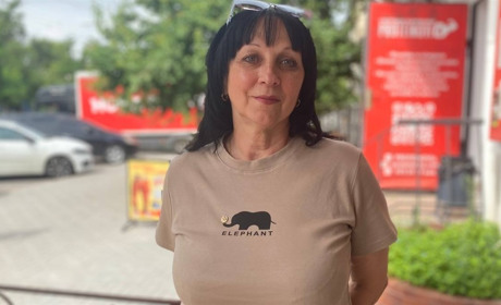 Виїхала з Острова, але продовжує допомагати сусідам у Херсоні: історія пані Тетяни