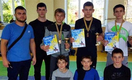 Сарненські борці привезли бронзу з турніру