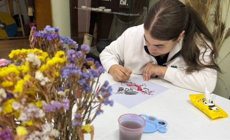 Один дотик — і народжується мистецтво: майстерклас від Ольги Шевченко у Первомайському музеї