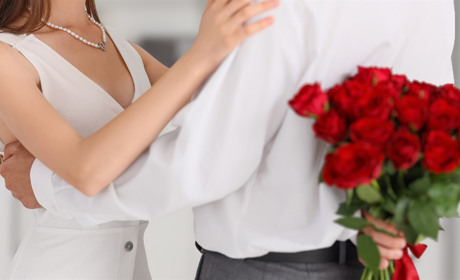 Без черг і поспіху в День закоханих: де зробити передзамовлення на квіти в Сарнах