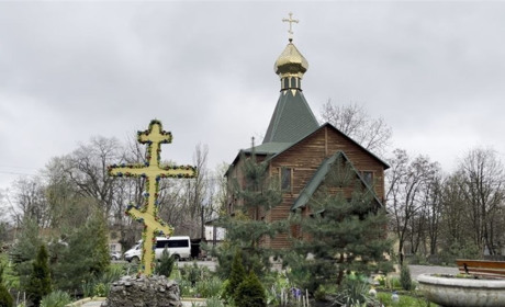 Коли в жовтоводських храмах будуть Великодні служби і освячення пасок 16 квітня