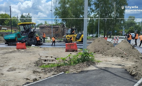 Капітальний ремонт дороги Н-12 продовжується у Тростянці