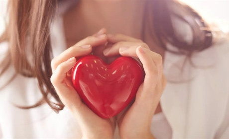 Здоров'я серця: коли звертатися до кардіолога та як запобігти серцевим захворюванням