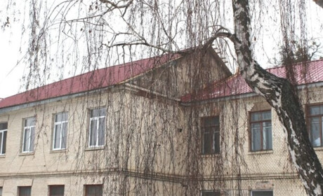 Підйомник для транспортування хворих встановили у Славутській лікарні