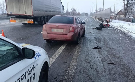 Слідчі шукають записи з відеореєстраторів та свідків ДТП, що сталася на Звягельщині
