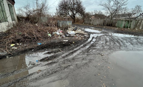 Чи відремонтують в Сахновщині дороги, а в Аполонівці затоплений міст? Відповідь місцевої влади
