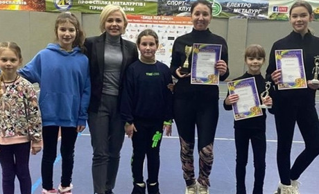 Представники Нікопольської міської ради відвідали тренування з роликового спорту