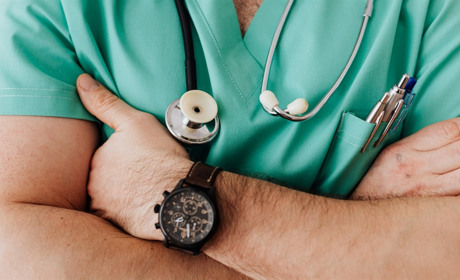 Миколаївська обласна дитяча лікарня тепер прийматиме за новими правилами. Розповідаємо детально