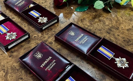 В Ізмаїлі родичам загиблих Захисників вручили державні нагороди