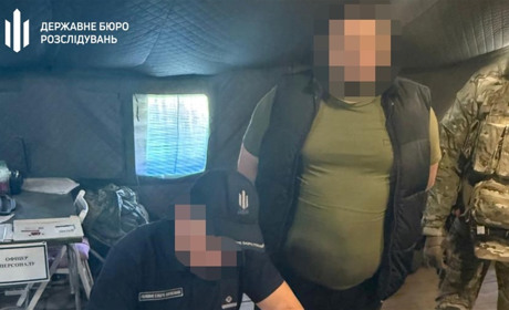 Збитки понад 350 мільйонів: на Рівненщині викрили схему видобутку і продажу бурштину за кордон
