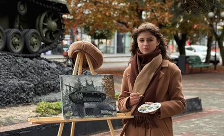 «Коли малюю — забуваю про все»: 15-річна сарненська художниця про мистецтво