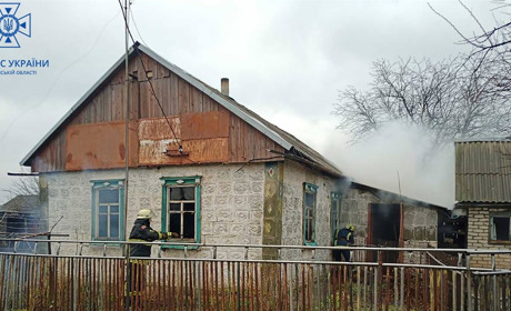 В Лозівському районі у вогні загинув чоловік. Як це сталося