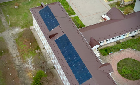 Cім шкіл Одещини стали енергонезалежними навіть під час блекаутів. Одна з них — в Одеському районі