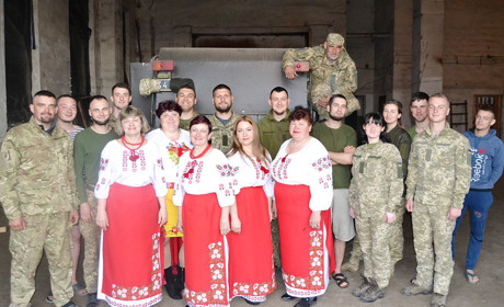 Гарний настрій військовослужбовцям подарували культпрацівники Срібненської сільради 