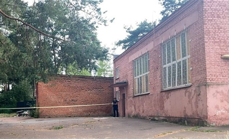 В Чернігові на території школи знайшли тіло 14-річного хлопця: деталі трагедії