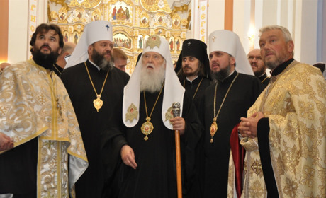 Патріарх Філарет освятив у Кременецькому храмі ікону присвячену подіям Майдану та війни 