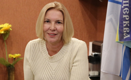 Народитись в Україні – це скарб: Олена Балагуш про історію свого життя, волонтерство та код нації