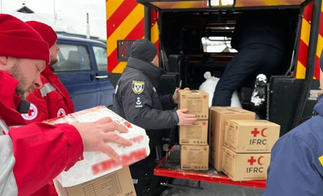 На Чернігівщині передали допомогу затопленим селам області