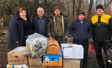 Буржуйки, теплі речі та продукти: жителі Клесова на Сарненщині відправили допомогу для захисників