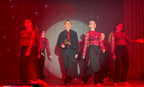 «Коли тіні захопили світ»: У Первомайську відбулася масштабна прем’єра хореографічної вистави