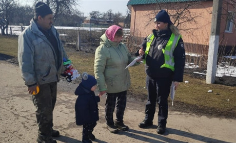 Поліція Сумщини та Білопільщини разом із громадськістю протидіє шахраям