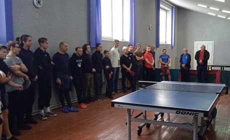 Грали в теніс та підтримали ЗСУ: у Фастові відбувся кубок з настільного тенісу для аматорів