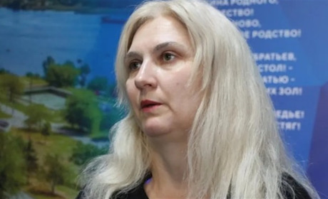 Колаборантка з Херсона вигадала історію про те, що в українських школах Пушкіна називають Гарматкін