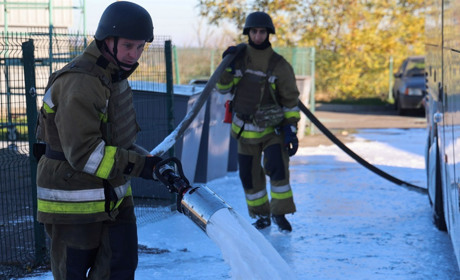 Росія завдала удару по Миколаєву: одна людина загинула, 15 поранені, серед них — дитина