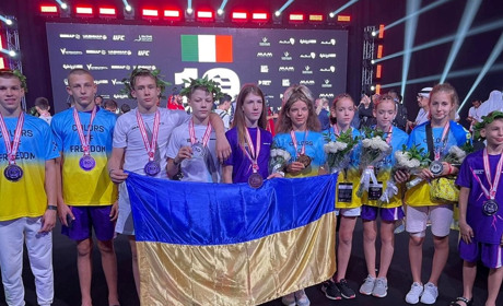 Гімн України тричі звучав учора на чемпіонаті світу в ОАЕ