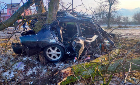 Автівку розірвало на шматки: в жахливій аварії на Херсонщині загинуло двоє чоловіків