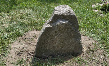 У Ржищеві працівники музею та місцева молодь заклали “капсулу часу”