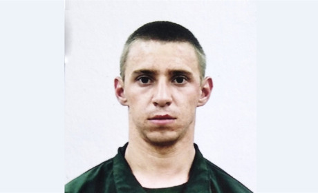 Обороняв Маріуполь: 23-річний "стальний" Захисник Максим Чабур навіки повернувся додому