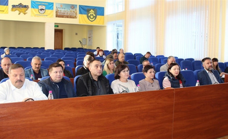 Засідання виконкому Звягеля: тариф на тепло, підтримка переселенців і допомога родинам військових