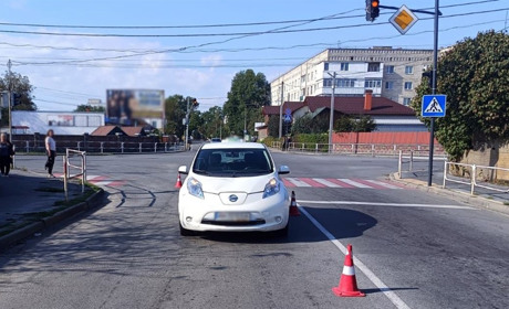 У Звягелі таксі збило пішохода – постраждалий у реанімації