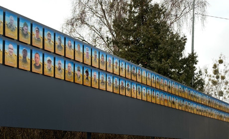 У Сарнах облаштовують «Стіну Надії»: що відомо