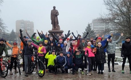 Фізична активність та приємне спілкування фундамент успішності активності в новому році