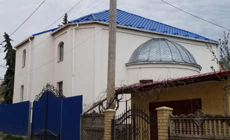 Священник УПЦ Чорткова відповів на звернення міськради щодо припинення діяльності московської церкви