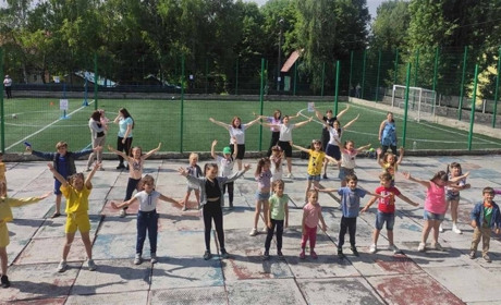 Балтський педагогічний фаховий коледж зустрів переселенців та влаштував спортивний захід для дітей