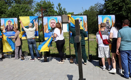 У Мальчівцях Барської громади відкрили Алею Слави загиблим Захисникам