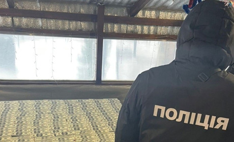 Фіктивні ВЛК та «зелений коридор» за 11 тисяч доларів, викрито канал втечі за кордон на Сумщині